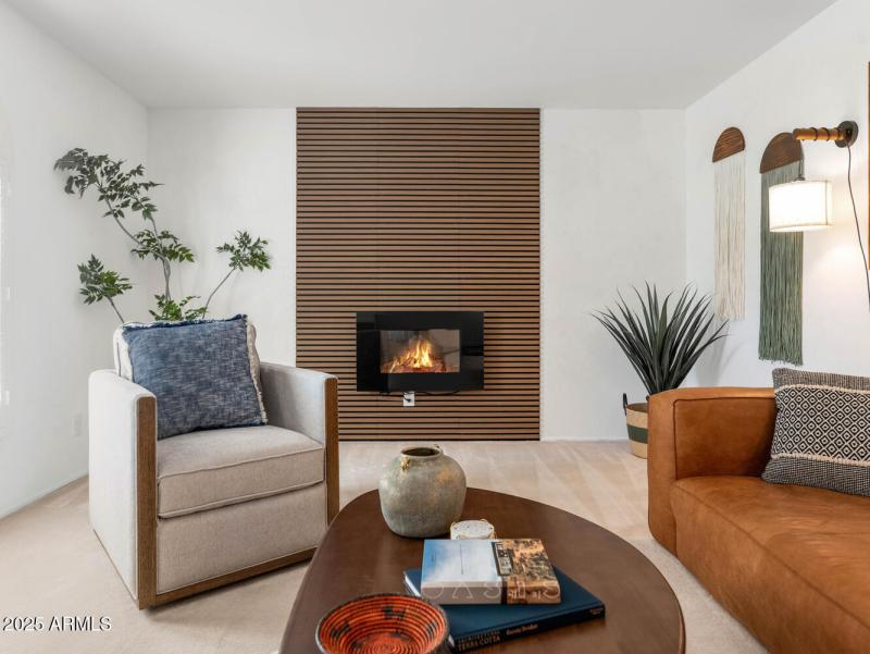 3234 E Larkspur Dr-large-005-006-TOD0986