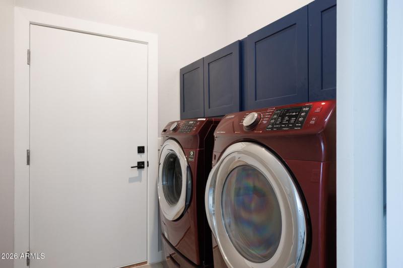 10153 W Wenden - Laundry Room