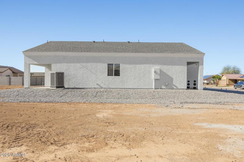 10153 W Wenden - Side Profile Facing Wes