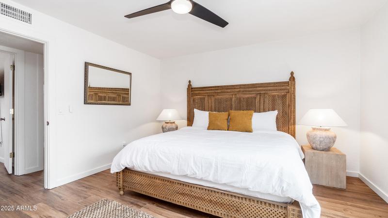 60 Gunsight Hills Dr