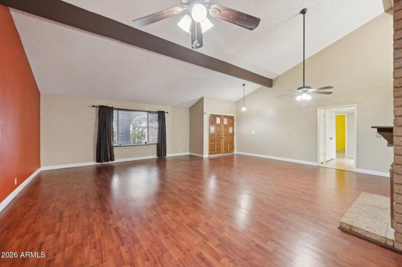 10-web-or-mls-W Utopia Rd-S1902-010