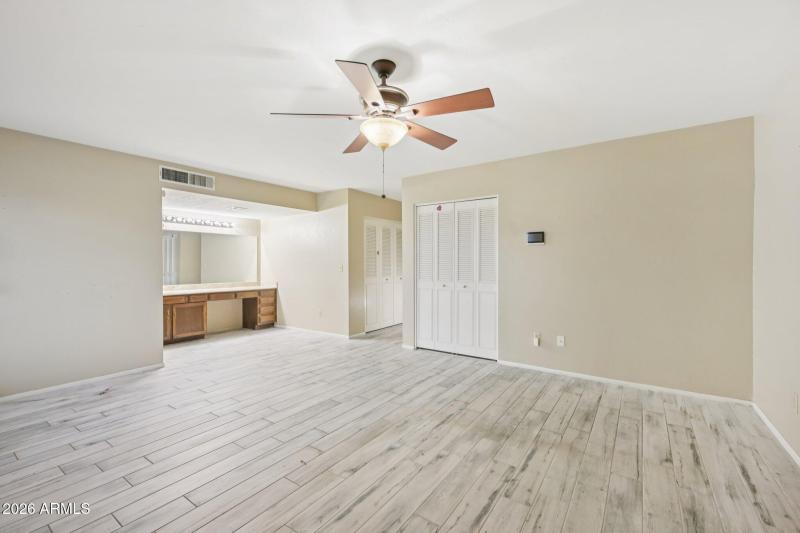 28-web-or-mls-W Utopia Rd-S1902-028