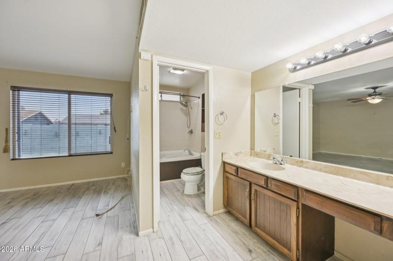 31-web-or-mls-W Utopia Rd-S1902-031