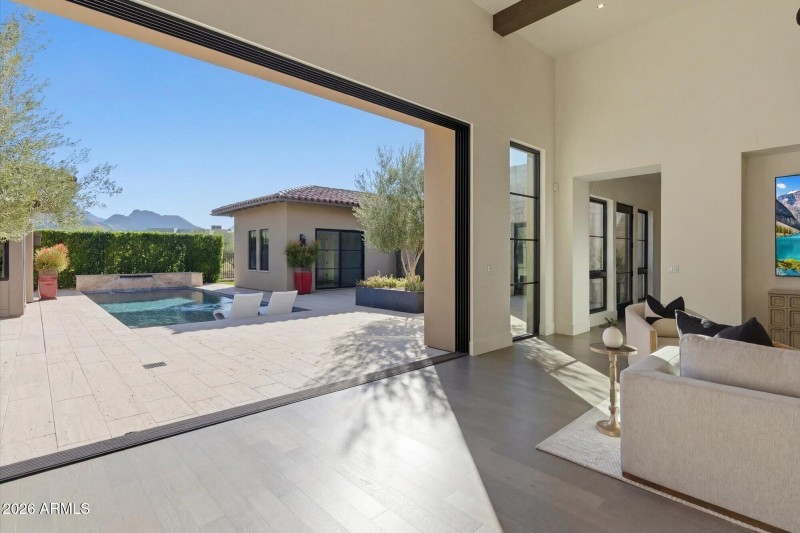 Sunny Days and Mountain Views