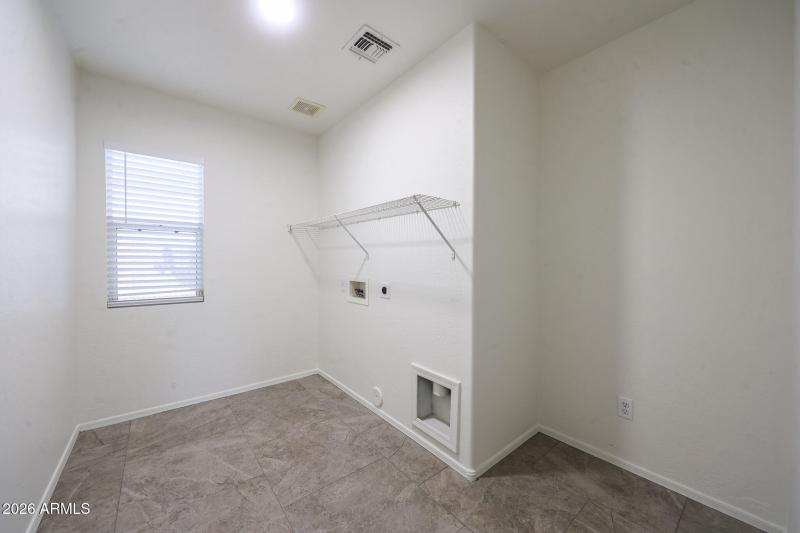 Extra large laundry. Room