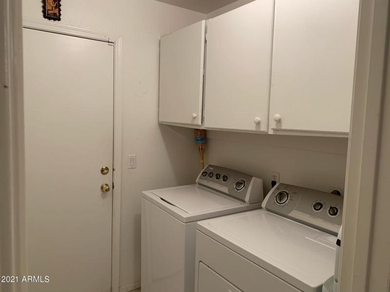 20201228_164132441_iOS