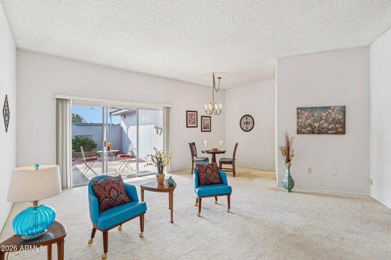 12-web-or-mls-W Ocotillo Dr-S1902-012