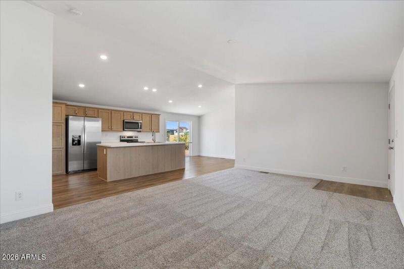 05-Living Room to Kitchen