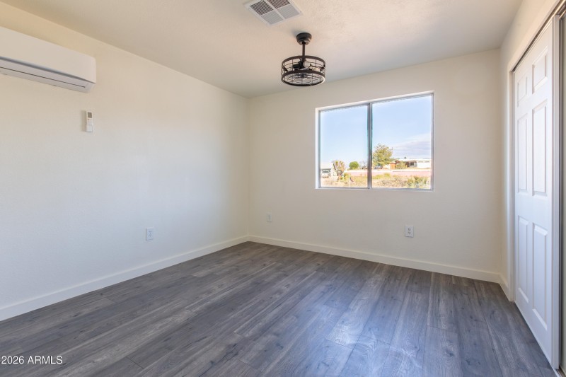 KNK-648 E Prickly Pear-29