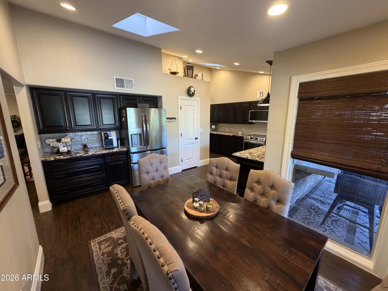 Breakfast Nook 2