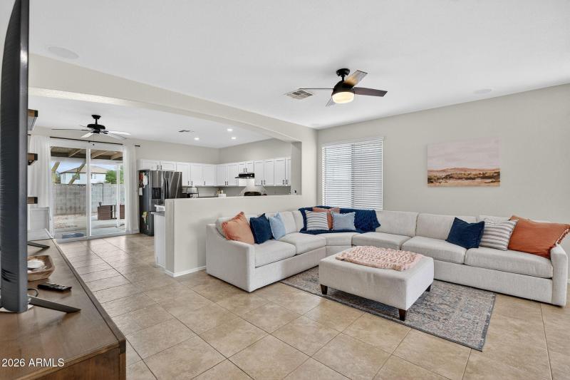 5-web-or-mls-32E Press Rd