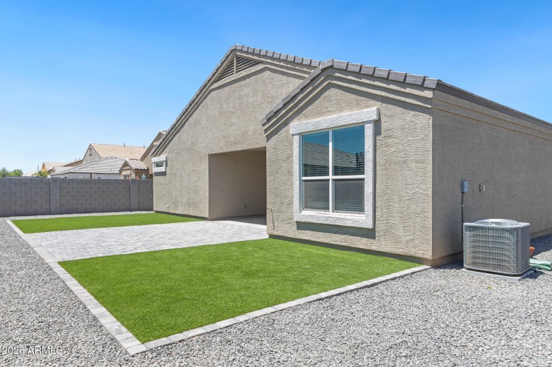 Montserrat, Web Ready (26 of 26)