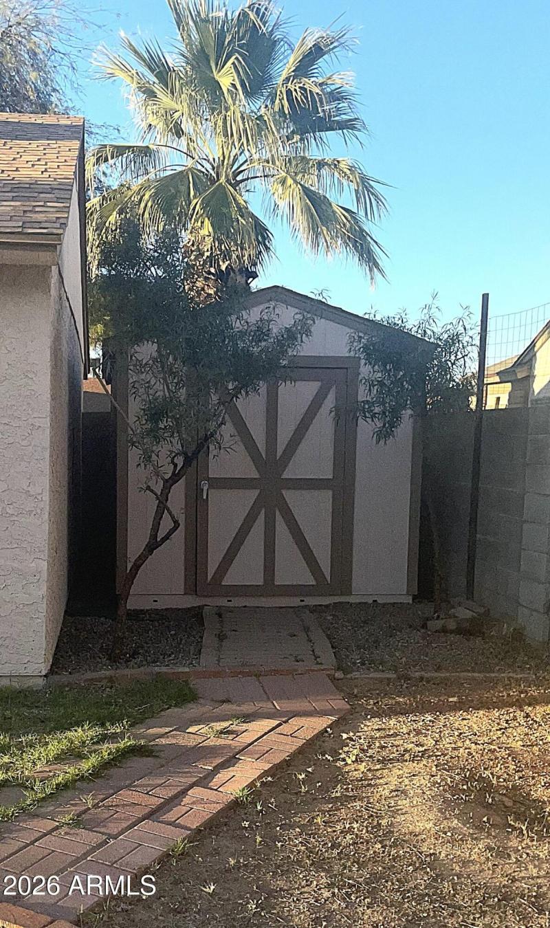 STORAGE SHED