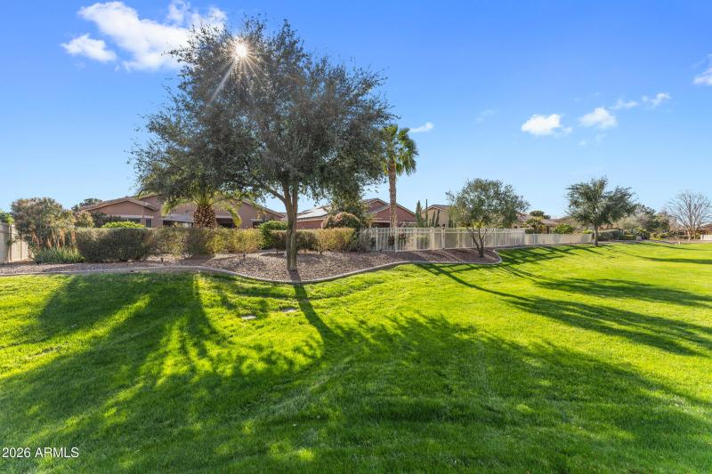 42806 Whispering Wind Ln-35