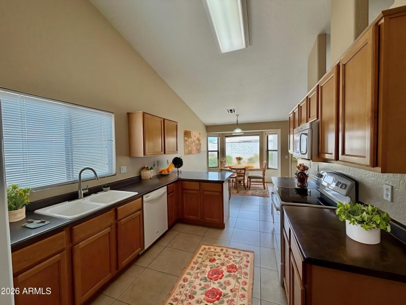 IMG_0219 - Kitchen - Farmhouse - 5