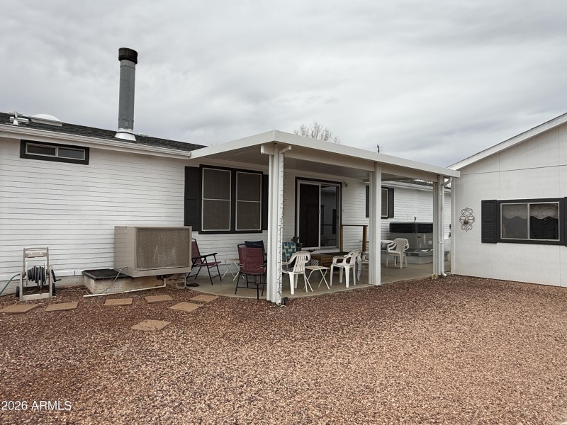 Covered Back Patio to Garage
