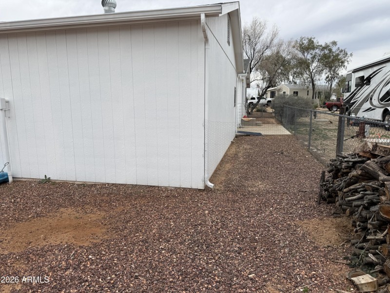 Yard Fenced with RV Hu (2)