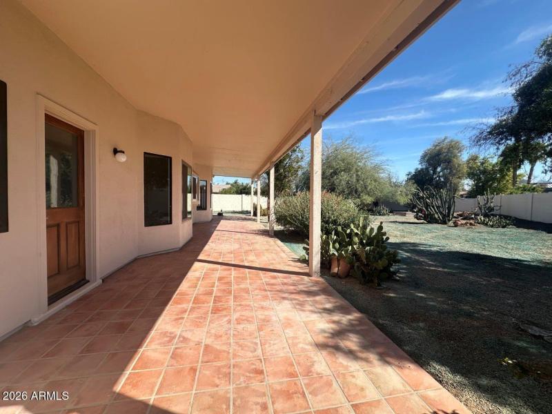 15 W Buena Vista (80)