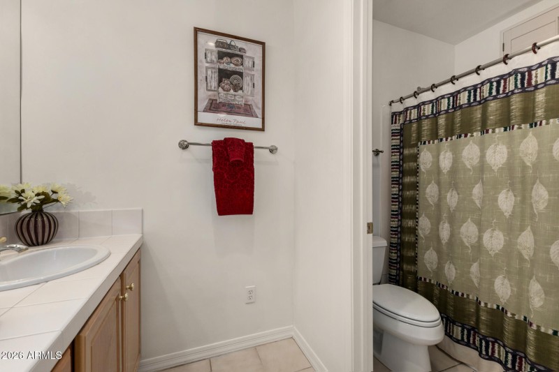 Casita Full Bath