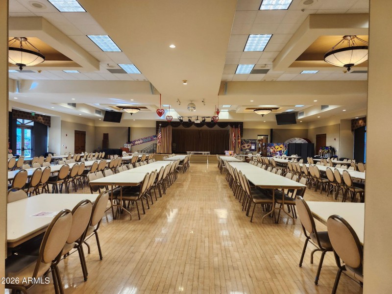 Las Palmas - Community Center