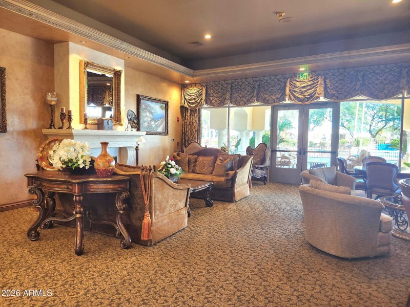 Las Palmas - Community Center