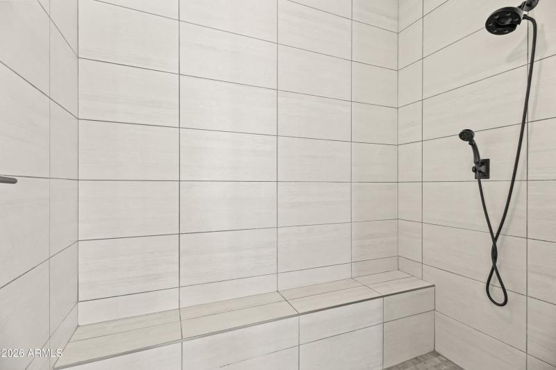 Oversized Primary shower