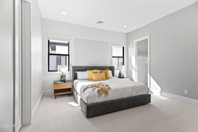 Guest bed 2 boasts walk-in closet