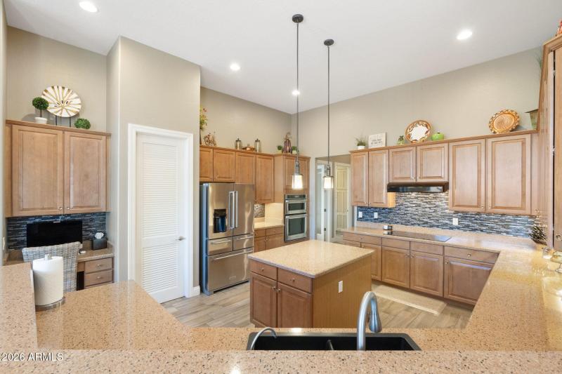 Kitchen with 42" Cabinets