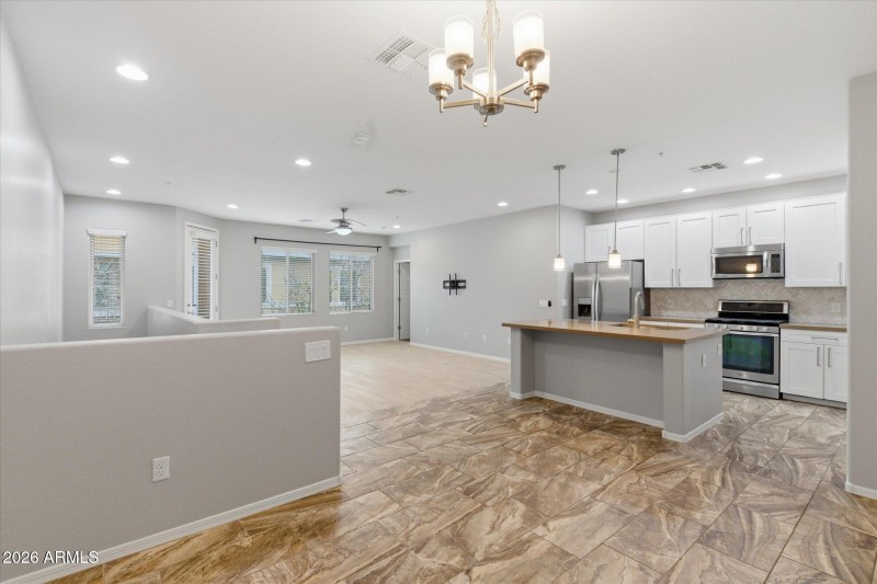 Dining to Kitchen