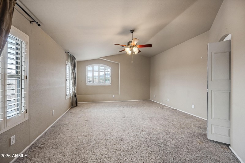 19-16275N98P-ocupix-