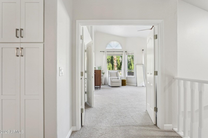 29-web-or-mls-16032-s-1st-st