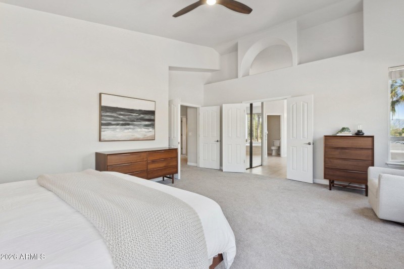 32-web-or-mls-16032-s-1st-st