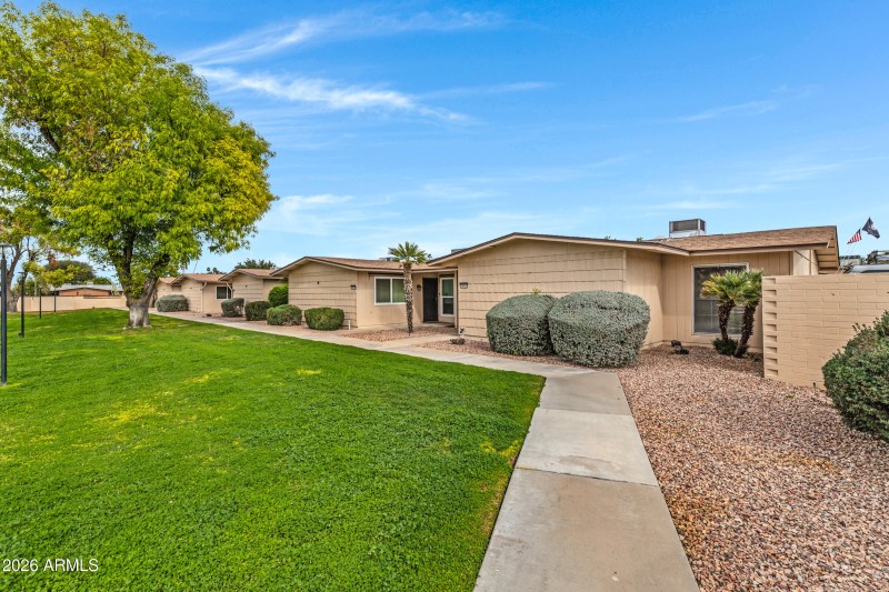 10737 W Santa Fe Dr-2