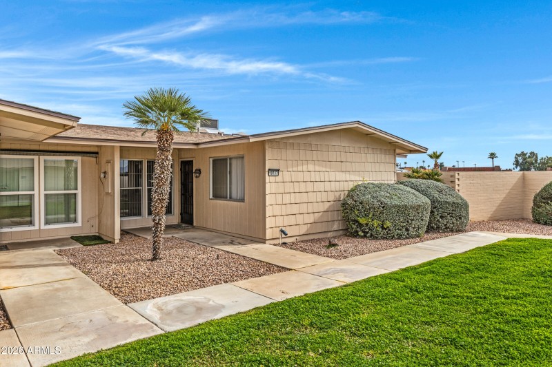 10737 W Santa Fe Dr-3