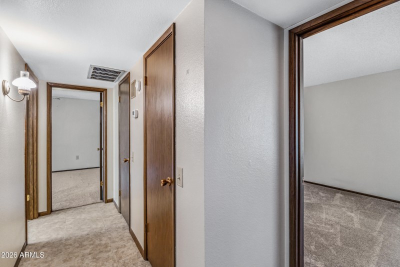 10737 W Santa Fe Dr-18