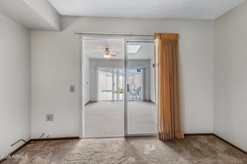 10737 W Santa Fe Dr-23