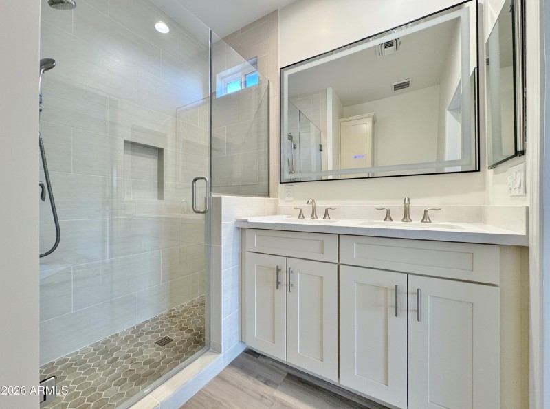 DBL Vanity Master bath