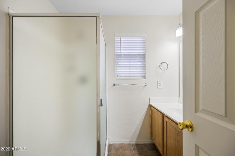 17-22749WMGS-ocupix-