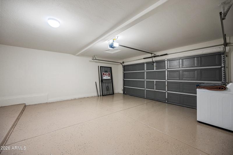 22-22749WMGS-ocupix-