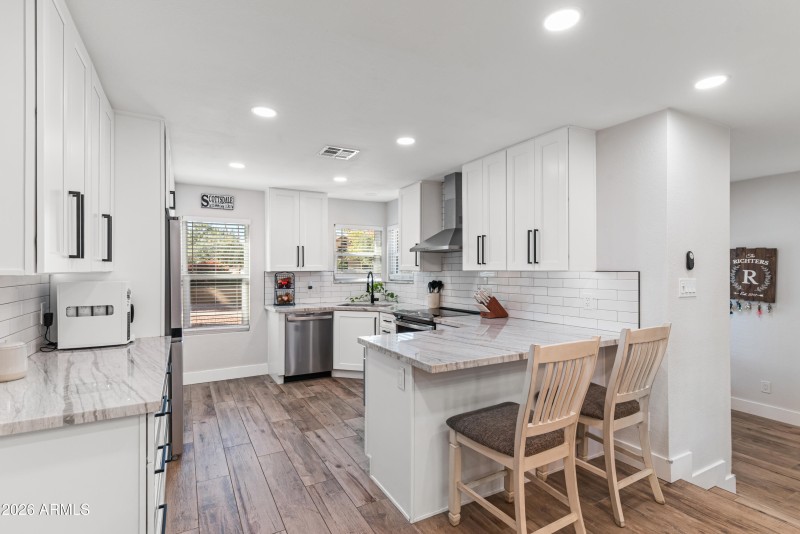 Kitchen with Island Barstools
