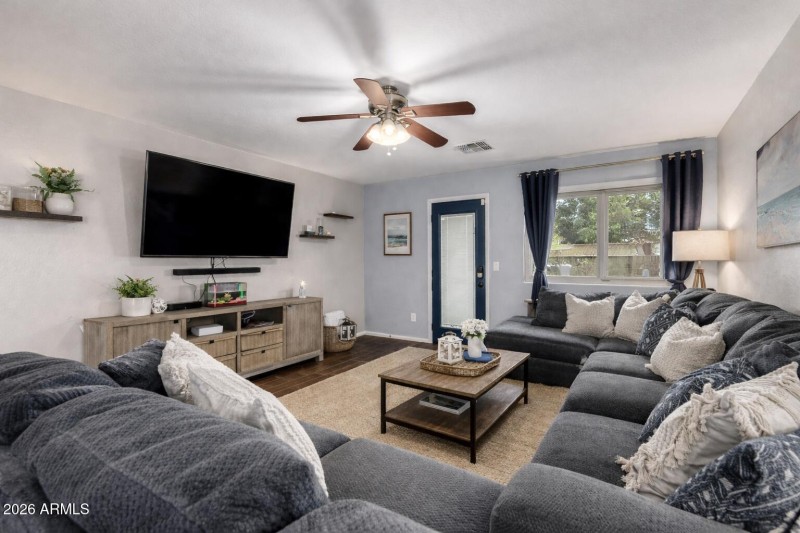 1EC5115E-9D50-4D90-949F-79E2D15E7980