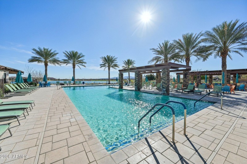 53-web-or-mls-W Fallen Leaf Ln-2002-924