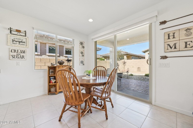 12-web-or-mls-W Fallen Leaf Ln-S2002-012