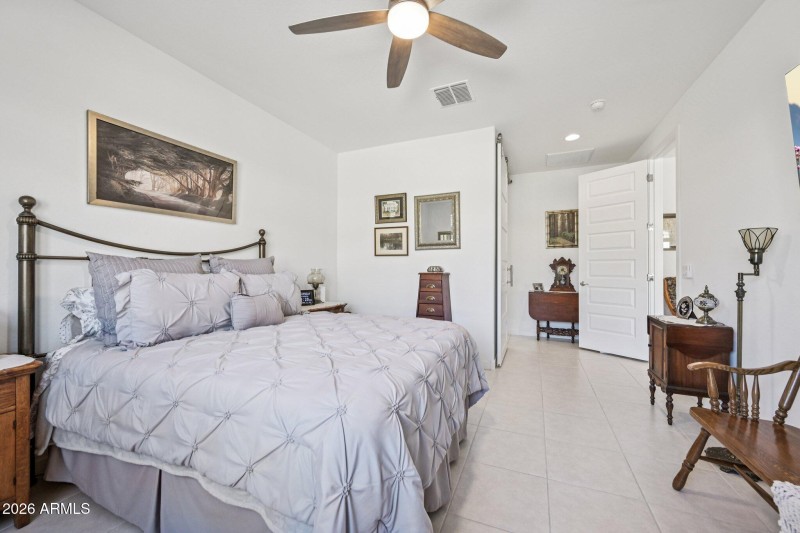 26-web-or-mls-W Fallen Leaf Ln-S2002-026