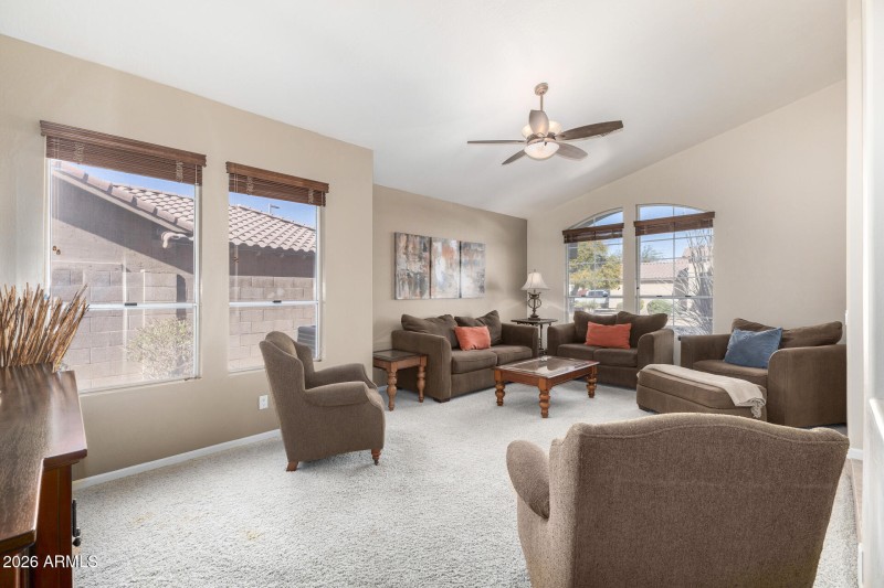 13 - Rancho Caliente