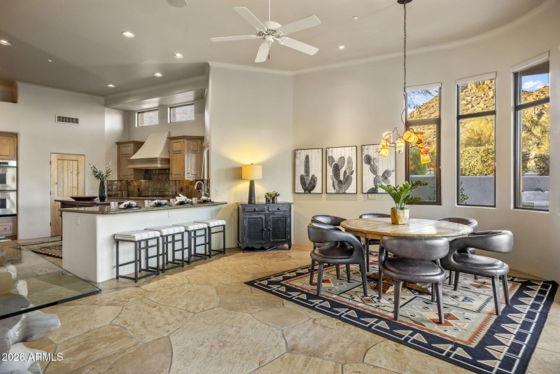 Kitchen & Dining Room