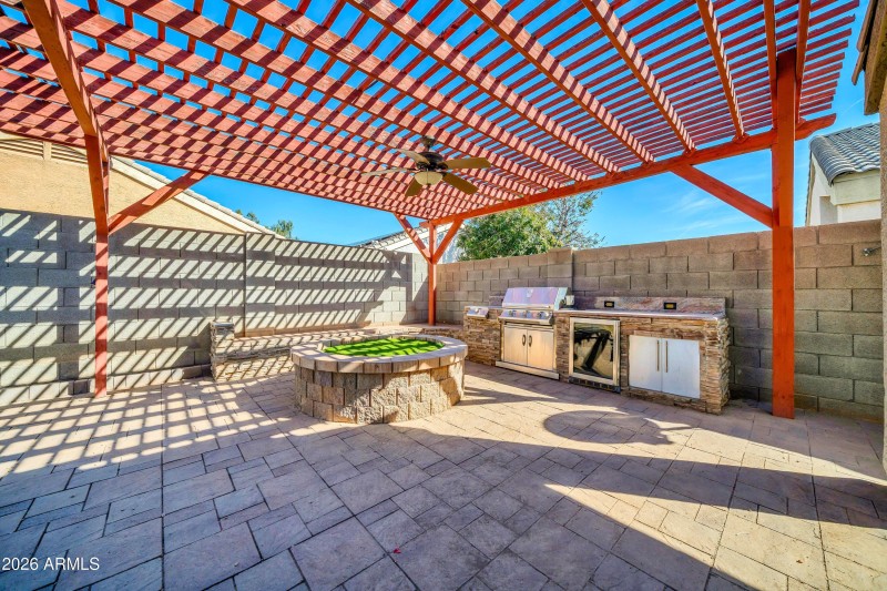 Wrap-Around BBQ Seating