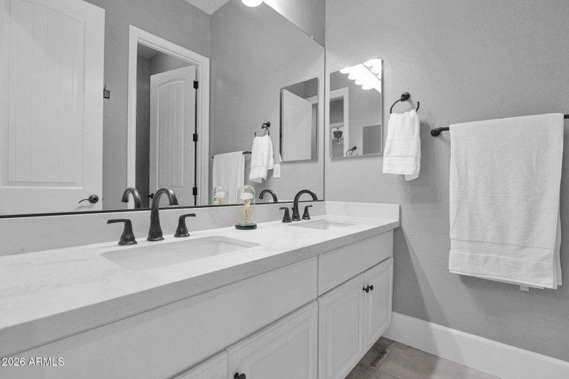 14-web-or-mls-P1515105