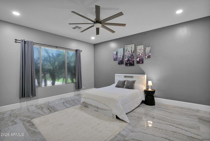 19-web-or-mls-P1525118