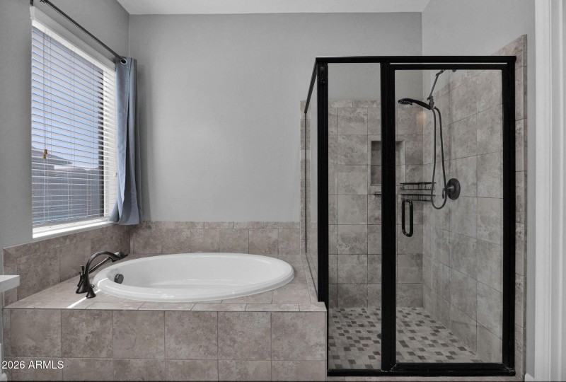 22-web-or-mls-P1525126